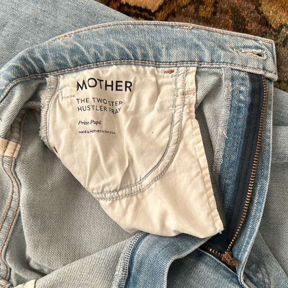 MOTHER  
The Two Step Hustler Fray - Picture 4 of 8